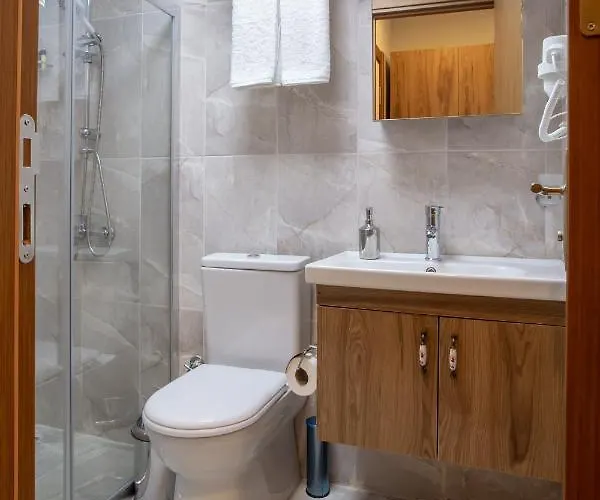 West Palace Ξενοδοχείο