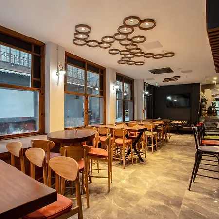 West Palace Hotel Istanboel