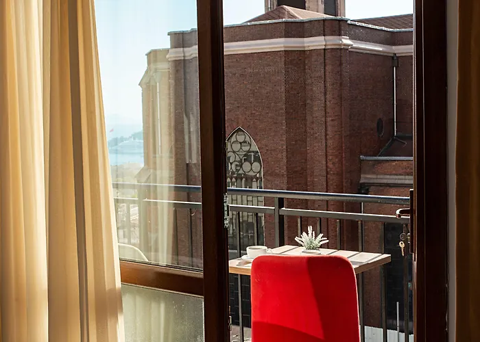 Hotel West Palace 2*