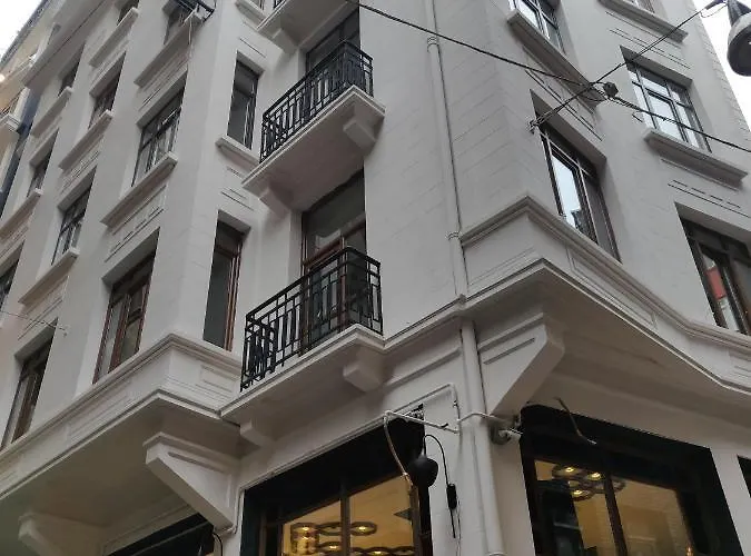 West Palace Hotel Istanbul