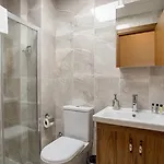 West Palace 2*