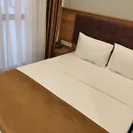 West Palace Hotel 2*